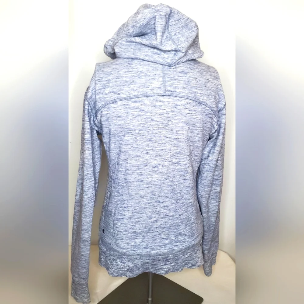 Lululemon Size 4 Blue and Gray Casual Zip-Up Jacket - Picture 2 of 11